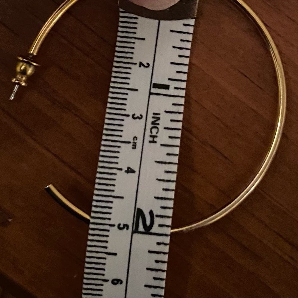 Earrings Hoop Gold Tone